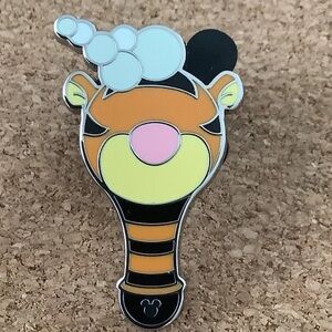 2025 Disney Hidden Mickey Wave B WDW Bubble Wands Tigger #174774 Trading Pin